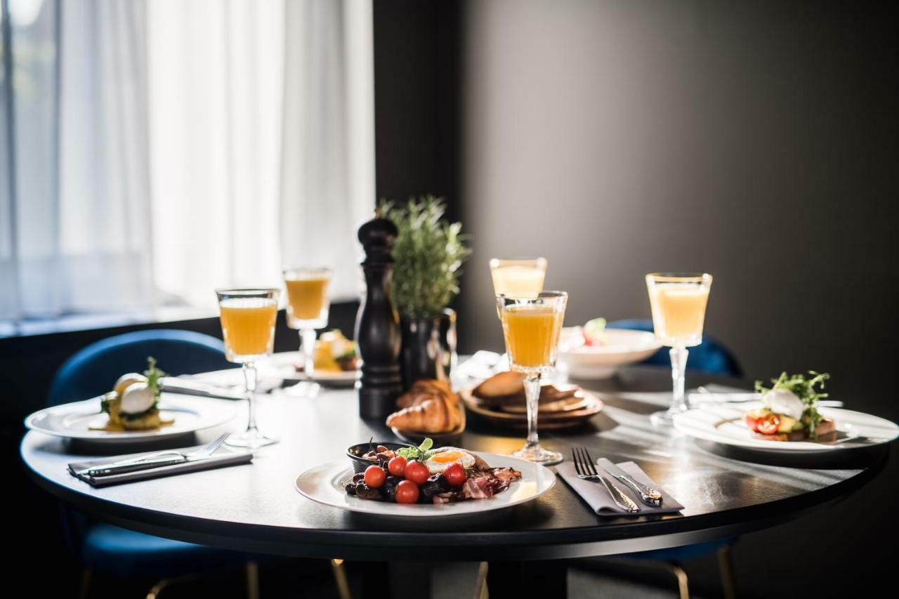 Maestro Design Hotel Лиепая Экстерьер фото