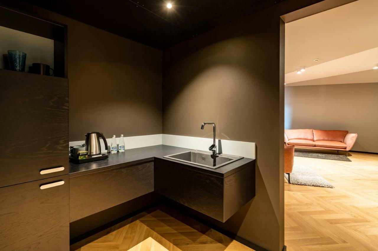 Maestro Design Hotel Лиепая Экстерьер фото