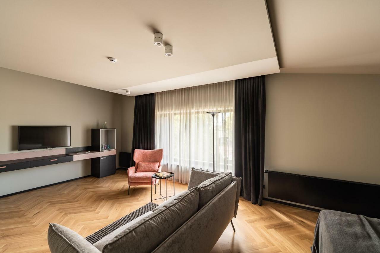 Maestro Design Hotel Лиепая Экстерьер фото